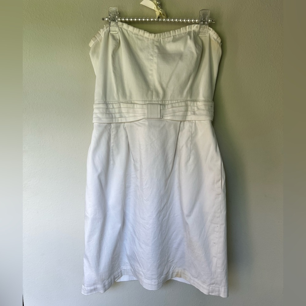 Gianni Bini White Strapless Dress